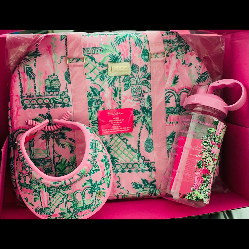 Lilly Pulitzer GWP gym bag, visor and water bottle new in plastic.